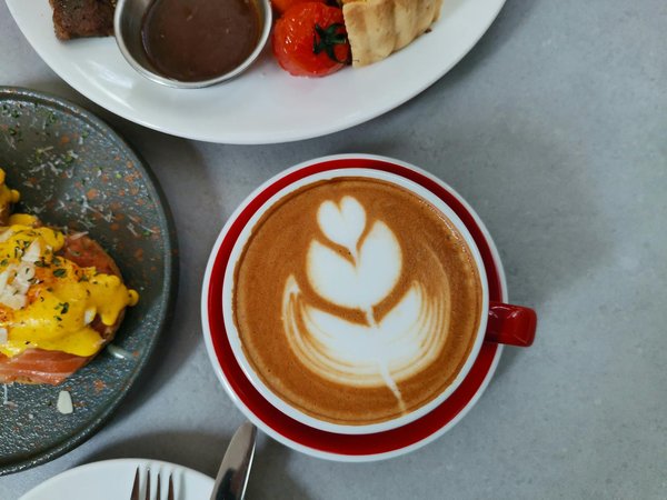 Découvrir l'Essence de la Beauté à la Française : Une Exploration Philosophique